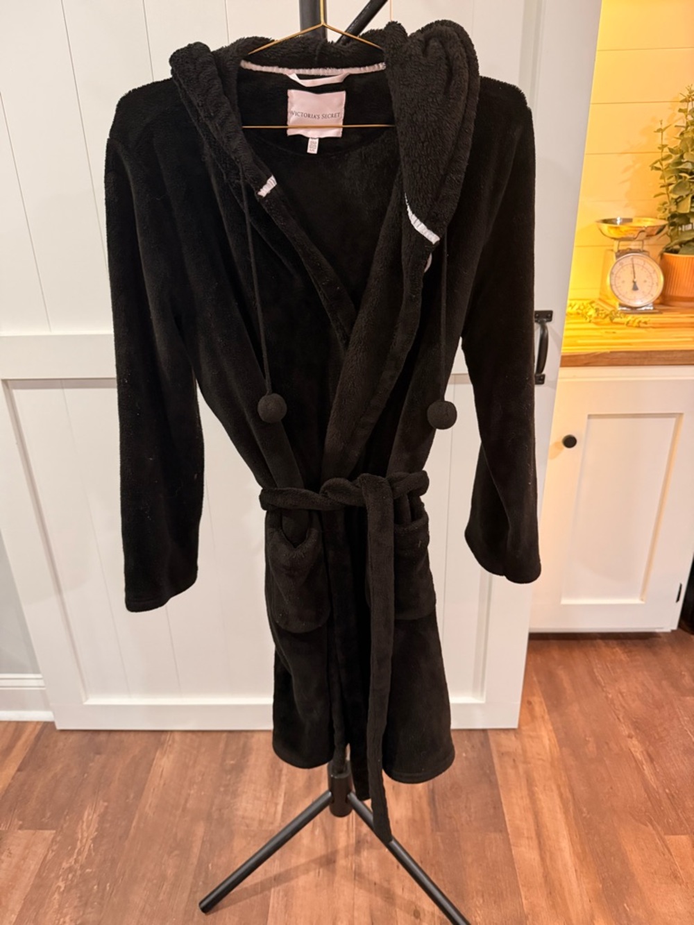 Victoria's Secret Black Plush Hooded Robe